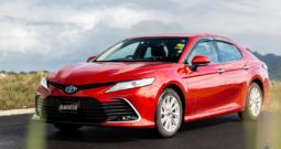 Dealership Second Hand Toyota Camry 2021